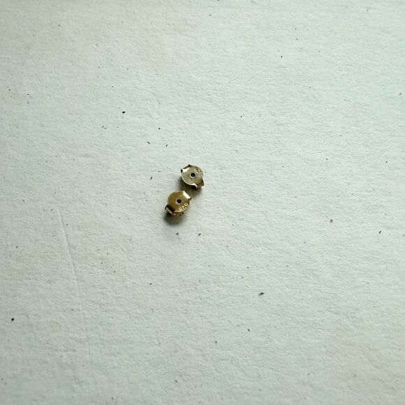 Adornmonde Moss Hoop Earrings_14K gold plated sterling silver, Clear crystal - Picture 12 of 13